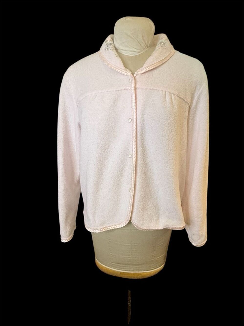 Intimate Essentials Soft Fleece Button Front Pink Bed Jacket Large Embroidered C - Picture 11 of 13